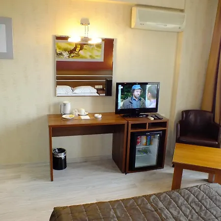 Hotel Lifos 3*