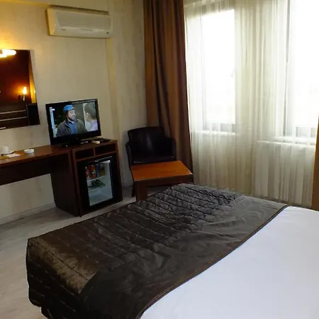 Lifos Hotel